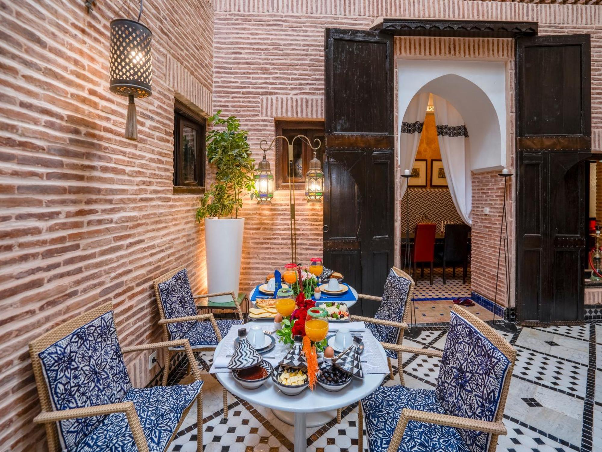 Riad Ines Home マラケシュ エクステリア 写真