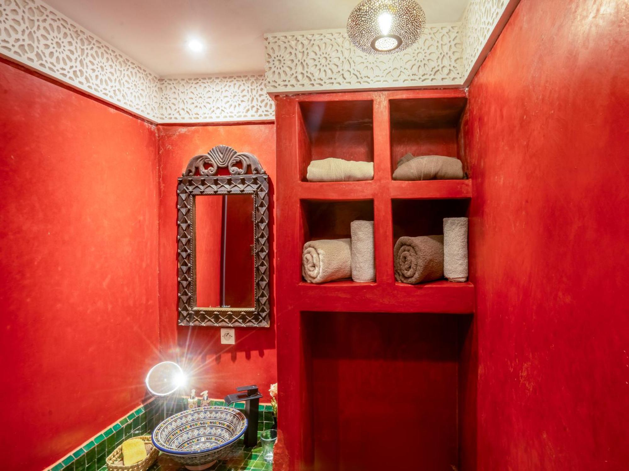 Riad Ines Home マラケシュ エクステリア 写真